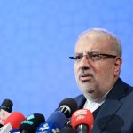 وزیر نفت در آیین امضای قراردادهای توسعه ۶ میدان نفتی: صادرات نفت ایران در سال ۱۴۰۲ هیچ وقفه‌ای نداشت